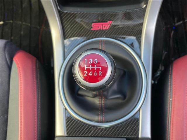 ＷＲＸ ＳＴＩ ＳＴＩ　☆社外ナビ☆６速ＭＴ☆バックカメラ☆プッシュスタート☆ＥＴＣ☆オートライト☆オートマチックハイビーム☆ダウンヒルアシストコントロール☆ＬＥＤヘッドライト☆純正フロアマット☆ドアバイ（15枚目）