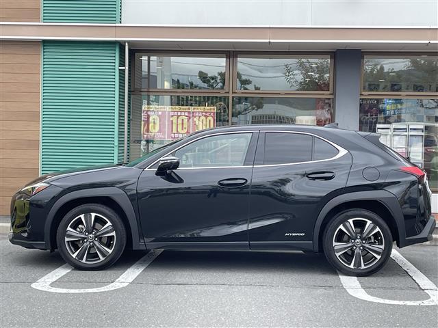 ＵＸ ＵＸ２５０ｈ　バージョンＬ　☆ＡＭ／ＦＭ☆Ｂｌｕｅｔｏｏｔｈ☆プッシュスタート☆パワーバックドア☆ＥＴＣ☆ＬＥＤヘッドライト☆クルーズコントロール☆シートヒーター☆エアシート☆全方位カメラ☆ハイブリッド☆シ（20枚目）