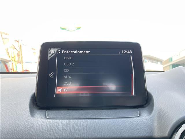 デミオ 13S 4WD 純正ナビ・Bluetooth/TV/DVD/CD/AUX 純正ドラレコ前 純正フロアマット 布系シート 冷房AC 純正15インチAW HIDライト 衝突被害軽減システム ドアバイザー(14枚目)