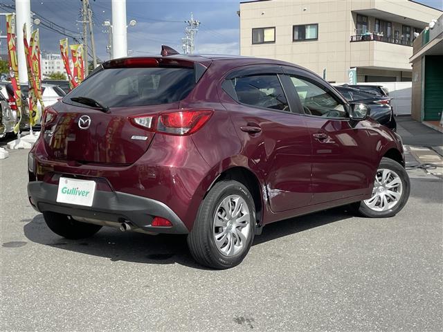 デミオ 13S 4WD 純正ナビ・Bluetooth/TV/DVD/CD/AUX 純正ドラレコ前 純正フロアマット 布系シート 冷房AC 純正15インチAW HIDライト 衝突被害軽減システム ドアバイザー(34枚目)