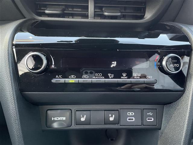 ヤリスクロス GRスポーツ ワンオーナー 4WD 純正HDDナビ Bluetooth/フルセグTV 全方位バックカメラ ビルトインETC 純正ドラレコ純正フロアマット フルフラットシート シートヒーター コーナーセンサー前後(10枚目)