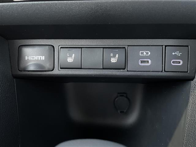 ヤリスクロス GRスポーツ ワンオーナー 4WD 純正HDDナビ Bluetooth/フルセグTV 全方位バックカメラ ビルトインETC 純正ドラレコ純正フロアマット フルフラットシート シートヒーター コーナーセンサー前後(11枚目)