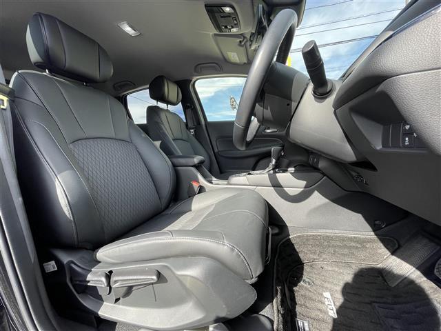 フィット e:HEVリュクス ☆取扱説明書☆保証書☆ワンセグテレビ☆純正ナビ☆AM/FM☆Bluetooth/iPod/AUX/USB☆ワンオーナー☆バックカメラ☆プッシュスタート☆ETC☆クルーズコントロール(23枚目)