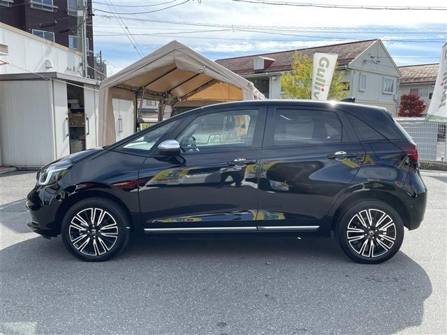 フィット e:HEVリュクス ☆取扱説明書☆保証書☆ワンセグテレビ☆純正ナビ☆AM/FM☆Bluetooth/iPod/AUX/USB☆ワンオーナー☆バックカメラ☆プッシュスタート☆ETC☆クルーズコントロール(37枚目)