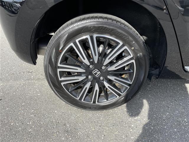 フィット e:HEVリュクス ☆取扱説明書☆保証書☆ワンセグテレビ☆純正ナビ☆AM/FM☆Bluetooth/iPod/AUX/USB☆ワンオーナー☆バックカメラ☆プッシュスタート☆ETC☆クルーズコントロール(39枚目)