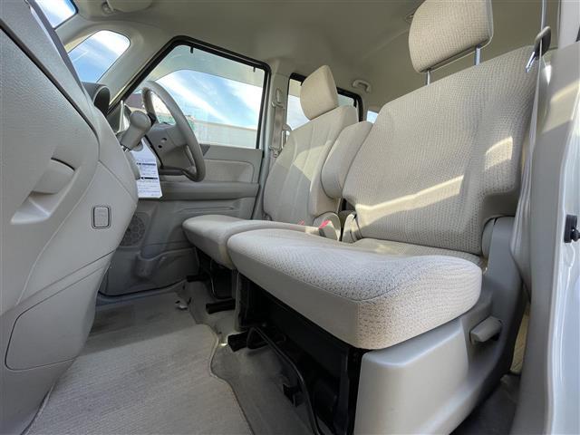 フレアワゴン XS ☆ワンオーナー☆保証書☆取扱説明書☆プッシュスタート☆ドアバイザー☆ワンセグテレビ☆AM/FM☆Bluetooth/iPod☆ベンチシート☆アイドリングストップ☆純正フロアマット(23枚目)