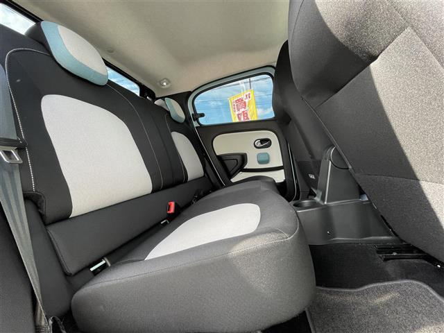 トゥインゴ ゼン ☆ワンオーナー☆保証書☆取扱説明書☆パワーウィンドウ☆ETC☆AM/FM☆Bluetooth/AUX☆純正フロアマット☆リモコンキー☆スペアキー☆15インチAW☆サマータイヤ有(24枚目)