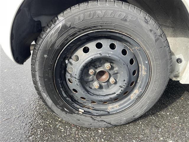 デミオ 13C ☆取扱説明書☆保証書☆リモコンキー☆パワーウィンドウ☆AM/FM/AUX☆ドアバイザー☆ETC☆ハロゲンヘッドライト☆純正フロアマット☆ECO☆スダッドレスタイヤ有(37枚目)