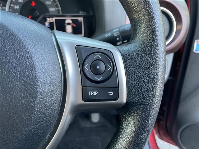 ヴィッツ ジュエラ　☆取扱説明書☆保証書☆ワンセグテレビ☆ＡＭ／ＦＭ☆Ｂｌｕｅｔｏｏｔｈ☆バックカメラ☆スペアキー☆スマートキー☆パワーウィンドウ☆純正フロアマット☆プッシュスタート☆ドアバイザー（6枚目）