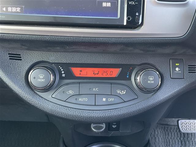 ヴィッツ ジュエラ　☆取扱説明書☆保証書☆ワンセグテレビ☆ＡＭ／ＦＭ☆Ｂｌｕｅｔｏｏｔｈ☆バックカメラ☆スペアキー☆スマートキー☆パワーウィンドウ☆純正フロアマット☆プッシュスタート☆ドアバイザー（8枚目）