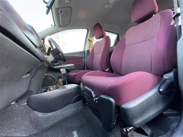 ヴィッツ ジュエラ　☆取扱説明書☆保証書☆ワンセグテレビ☆ＡＭ／ＦＭ☆Ｂｌｕｅｔｏｏｔｈ☆バックカメラ☆スペアキー☆スマートキー☆パワーウィンドウ☆純正フロアマット☆プッシュスタート☆ドアバイザー（19枚目）