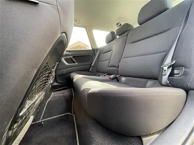 レガシィツーリングワゴン ２．０ＧＴ　４ＷＤ　ＭＴモード付ＡＴ　ＣＤ、ＭＤチェンジャー　社外ＥＴＣ　純正ＨＤＤナビ　レーダー探知機　純正フロアマット　パワーシートＤ席　布系シート　社外１７インチＡＷ　ルーフレール（14枚目）