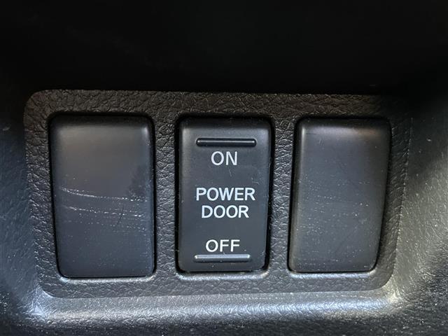 セレナ 20X ☆ワンセグテレビ☆AM/FM☆Bluetooth/AUX/VTR☆バックカメラ☆プッシュスタート☆左側パワースライドドア☆右側イージークローザードア☆オートライト☆フォグランプ☆純正(16枚目)