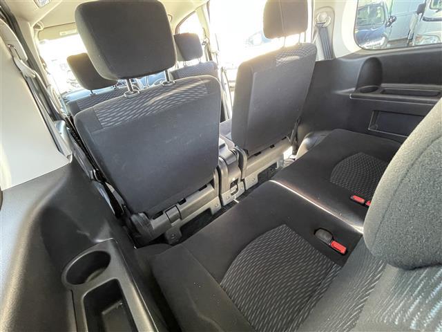 セレナ 20X ☆ワンセグテレビ☆AM/FM☆Bluetooth/AUX/VTR☆バックカメラ☆プッシュスタート☆左側パワースライドドア☆右側イージークローザードア☆オートライト☆フォグランプ☆純正(29枚目)