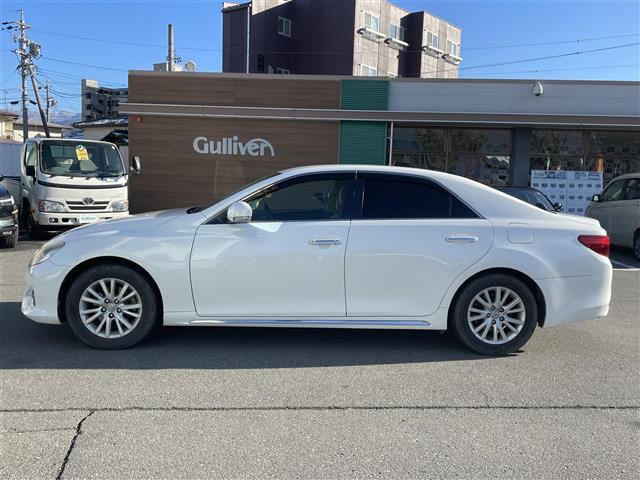 マークX プレミアム ★純正ナビ(AM/FM/TV/BT)★前席パワーシート★モード切替有★社外冬タイヤ積み込み★フルセグテレビ★バックカメラ★オートライト★ドアバイザー★プッシュスタート★保証書,記録簿(6枚目)