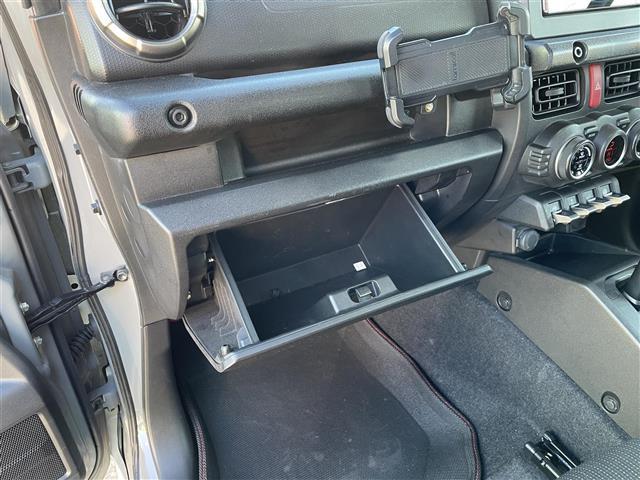 ジムニー XL ☆フルセグテレビ☆AM/FM☆Bluetooth☆シートヒーター☆ドアバイザー☆4WD☆プッシュスタート☆パワーウィンドウ☆スペアキー☆社外フロアマット☆ダウンヒルアシストコントロ(15枚目)