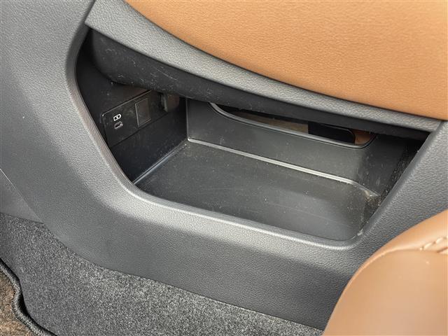 LBX リラックス ☆ワンオーナー☆フルセグテレビ☆AM/FM☆Bluetooth/Apple carplay☆シートメモリー☆全方位カメラ☆パワーバックドア☆ハンドルヒーター☆4WD☆ブラインドスポッ(21枚目)