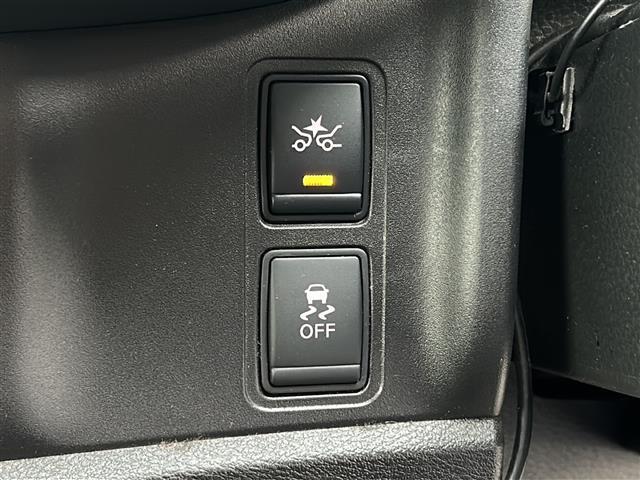 セレナ ハイウェイスター　ワンオーナー　全方位カメラ　純正ナビＭＭ５１６Ｄ０－Ｌ　純正フリップダウンモニター　両側電動ドア　ＥＴＣ　クルーズコントロール　バックカメラ　ナビステアリングスイッチ　オートライト　純正ＡＷ冬タイヤ有（10枚目）