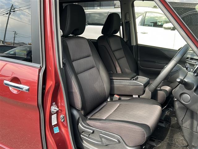 セレナ ハイウェイスター　ワンオーナー　全方位カメラ　純正ナビＭＭ５１６Ｄ０－Ｌ　純正フリップダウンモニター　両側電動ドア　ＥＴＣ　クルーズコントロール　バックカメラ　ナビステアリングスイッチ　オートライト　純正ＡＷ冬タイヤ有（20枚目）