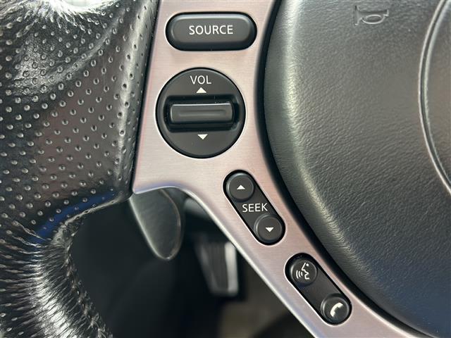 ＧＴ－Ｒ プレミアムエディション　４ＷＤ　純正ナビ　ＢＯＳＥスピーカー　バックカメラ　社外フルセグＴＶ　ＥＴＣ　ハーフレザーシート　前席シートヒーター　パドルシフト　オートライト　クルーズコントロール　ナビステアリングスイッチ（11枚目）