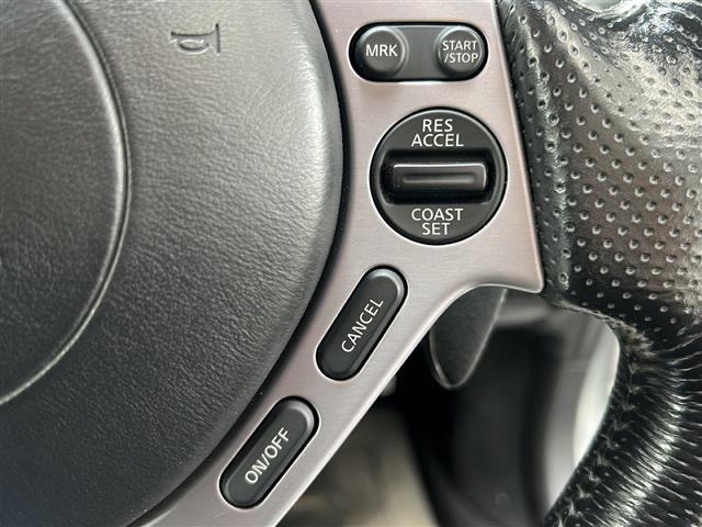ＧＴ－Ｒ プレミアムエディション　４ＷＤ　純正ナビ　ＢＯＳＥスピーカー　バックカメラ　社外フルセグＴＶ　ＥＴＣ　ハーフレザーシート　前席シートヒーター　パドルシフト　オートライト　クルーズコントロール　ナビステアリングスイッチ（12枚目）