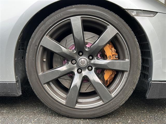 ＧＴ－Ｒ プレミアムエディション　４ＷＤ　純正ナビ　ＢＯＳＥスピーカー　バックカメラ　社外フルセグＴＶ　ＥＴＣ　ハーフレザーシート　前席シートヒーター　パドルシフト　オートライト　クルーズコントロール　ナビステアリングスイッチ（39枚目）