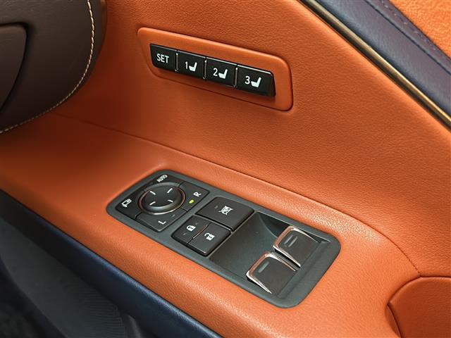 ＬＣ ＬＣ５００ｈ　Ｌパッケージ　寒冷地仕様　マークレビンソンファレンスサラウンドシステムパノラマルーフ純正ナビバックカメラレーダークルーズコントロール　パドルシフトエンジンスターター純正ドライブレコーダー内装ブリージーブルー（16枚目）