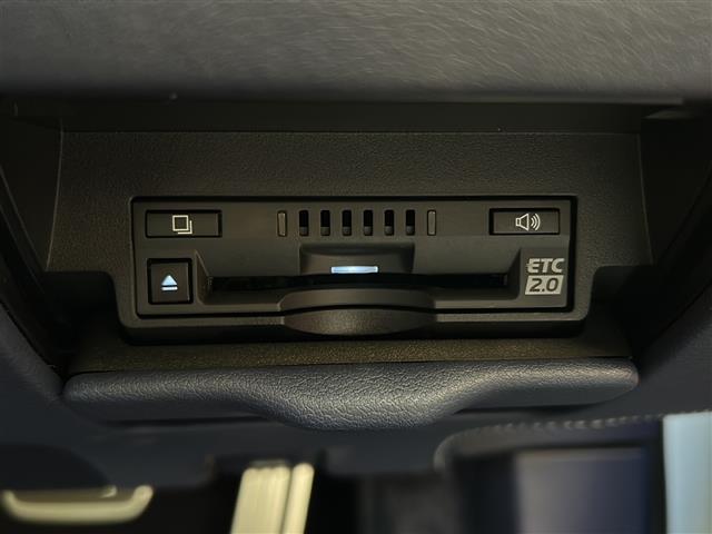 ＬＣ ＬＣ５００ｈ　Ｌパッケージ　寒冷地仕様　マークレビンソンファレンスサラウンドシステムパノラマルーフ純正ナビバックカメラレーダークルーズコントロール　パドルシフトエンジンスターター純正ドライブレコーダー内装ブリージーブルー（18枚目）