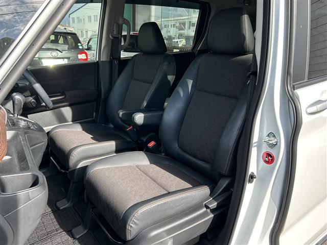 フリード クロスター　純正ナビＶＸＭ－２２４ＶＦｉ　フルセグＴＶ　両側電動ドア　バックカメラ　前席シートヒーター　レーダークルコン　ハーフレザーシート　衝突軽減装置　ナビステアリングスイッチ　ＥＴＣ　ワイパーデアイサー（22枚目）