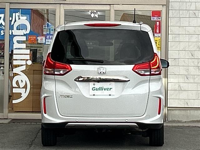 フリード クロスター　純正ナビＶＸＭ－２２４ＶＦｉ　フルセグＴＶ　両側電動ドア　バックカメラ　前席シートヒーター　レーダークルコン　ハーフレザーシート　衝突軽減装置　ナビステアリングスイッチ　ＥＴＣ　ワイパーデアイサー（37枚目）