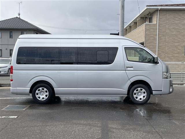 ハイエースワゴン グランドキャビン ワンオーナー 4WD 純正メモリーナビ ワンセグTV Toyota Safety Sense P 片側パワースライドドア クリアランスソナー ステアリングリモコン オートハイビーム(5枚目)