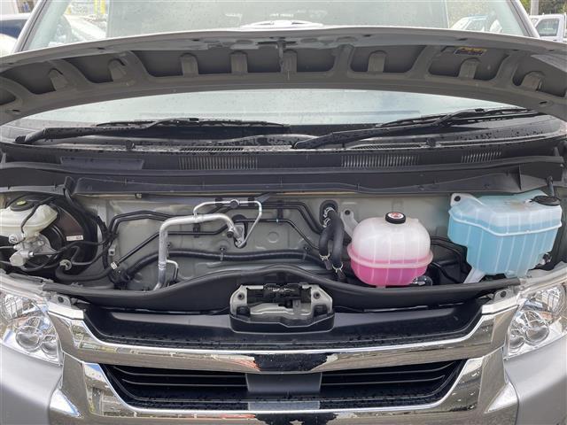 ハイエースワゴン グランドキャビン ワンオーナー 4WD 純正メモリーナビ ワンセグTV Toyota Safety Sense P 片側パワースライドドア クリアランスソナー ステアリングリモコン オートハイビーム(13枚目)