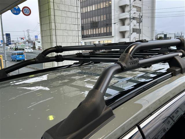 RAV4 アドベンチャー 4WD 純正ナビFM/AM/フルセグ Bluetooth クルーズコントロール 全周囲バックカメラ 車線逸脱防止 衝突軽減ブレーキ 電動パーキングブレーキ 横滑り防止装置 ルーフレール シートヒーター(15枚目)