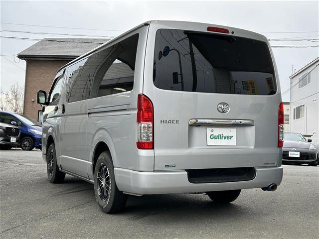 ハイエースバン ロングDX GLパッケージ 4WD 純正オーディオ 社外ポータブルナビ ワンセグTV キーレス×2 バックカメラ ビルトインETC オートライト フォグランプ 横滑り防止装置 インテリジェントアラウンドビューモニター(12枚目)