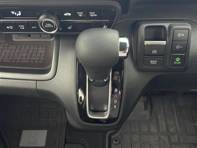 Ｎ－ＢＯＸカスタム ＥＸ　純正ナビ　両側パワースライドドア　ＥＴＣ（13枚目）