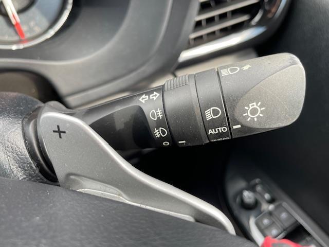 ������тm���C�P���̃K���o�[�����炱���ł��鍂������I���Q�O�Q�O�N�P���@�i���j���{�\����������������ׁi�������ÎԔ���s��̑�蔃����Ǝ҂�ΏۂƂ����u���Î����Ԕ���䐔�m���D�P�����v���j