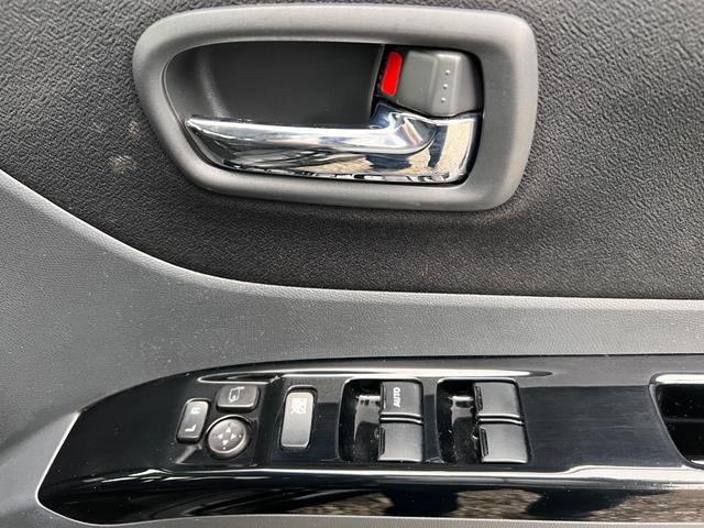 パレットＳＷ リミテッドＩＩ　ＥＴＣ　両側電動スライドドア　ＴＶ　ＨＩＤ　スマートキー　電動格納ミラー　シートヒーター　ベンチシート　ＣＶＴ　盗難防止システム　ＡＢＳ　アルミホイール　衝突安全ボディ　エアコン　パワーステアリング（10枚目）