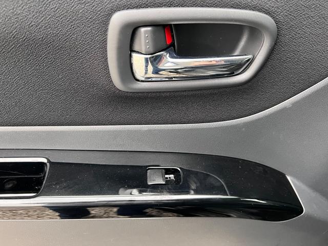 パレットＳＷ リミテッドＩＩ　ＥＴＣ　両側電動スライドドア　ＴＶ　ＨＩＤ　スマートキー　電動格納ミラー　シートヒーター　ベンチシート　ＣＶＴ　盗難防止システム　ＡＢＳ　アルミホイール　衝突安全ボディ　エアコン　パワーステアリング（30枚目）