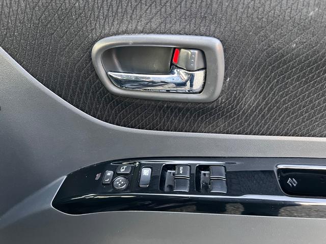 パレットＳＷ ＸＳ　両側スライド・片側電動　ＨＩＤ　スマートキー　電動格納ミラー　ベンチシート　ＣＶＴ　盗難防止システム　ＡＢＳ　ＣＤ　衝突安全ボディ　エアコン　パワーステアリング　パワーウィンドウ（8枚目）