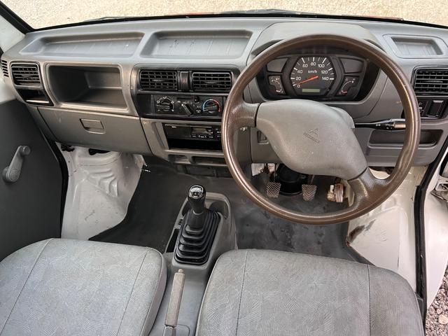 ミニキャブトラック Ｖタイプ　軽トラック　三方開　ＭＴ　エアコン（2枚目）