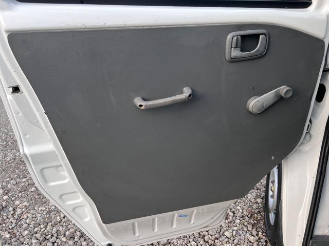 ミニキャブトラック Ｖタイプ　軽トラック　三方開　ＭＴ　エアコン（32枚目）