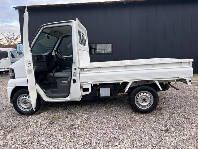 ミニキャブトラック Ｖタイプ　軽トラック　三方開　ＭＴ　エアコン（43枚目）