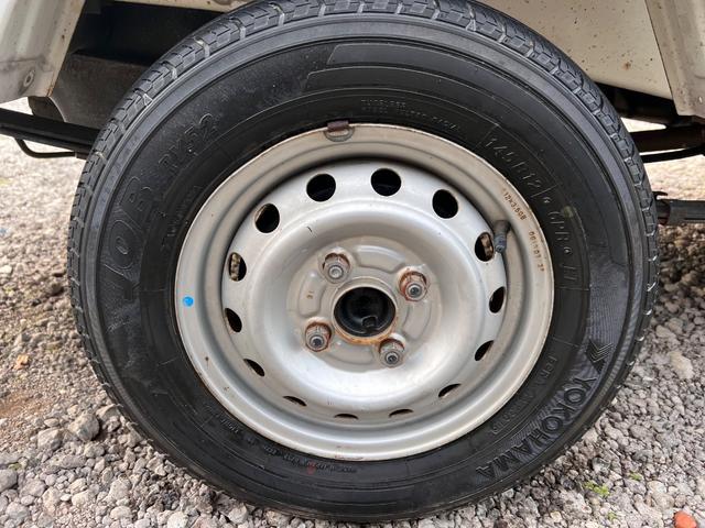 ミニキャブトラック Ｖタイプ　軽トラック　三方開　ＭＴ　エアコン（54枚目）