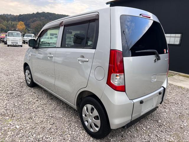 ワゴンＲ 車いす移動車　前部固定ベルト仕様車　電動固定・リヤシート付　福祉車輌　ＥＴＣ　ＴＶ　電動格納ミラー　ＡＴ　ＣＤ　エアコン　パワーステアリング　パワーウィンドウ（16枚目）