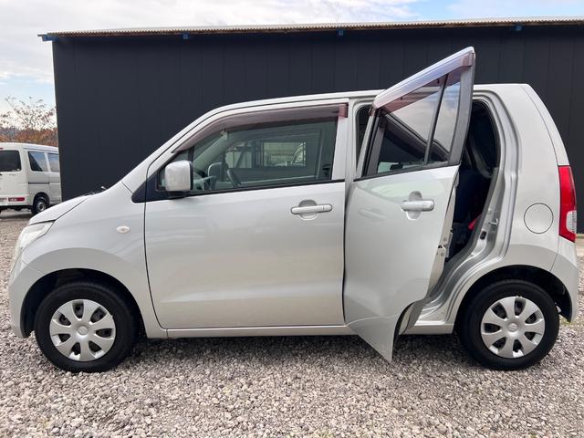 ワゴンＲ 車いす移動車　前部固定ベルト仕様車　電動固定・リヤシート付　福祉車輌　ＥＴＣ　ＴＶ　電動格納ミラー　ＡＴ　ＣＤ　エアコン　パワーステアリング　パワーウィンドウ（45枚目）