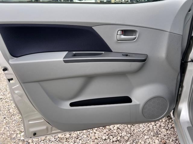 ワゴンＲ 車いす移動車　前部固定ベルト仕様車　電動固定・リヤシート付　福祉車輌　ＥＴＣ　ＴＶ　電動格納ミラー　ＡＴ　ＣＤ　エアコン　パワーステアリング　パワーウィンドウ（53枚目）