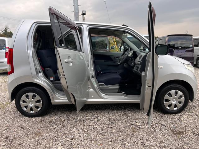 ワゴンＲ 車いす移動車　前部固定ベルト仕様車　電動固定・リヤシート付　福祉車輌　ＥＴＣ　ＴＶ　電動格納ミラー　ＡＴ　ＣＤ　エアコン　パワーステアリング　パワーウィンドウ（65枚目）