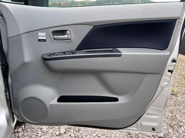 ワゴンＲ 車いす移動車　前部固定ベルト仕様車　電動固定・リヤシート付　福祉車輌　ＥＴＣ　ＴＶ　電動格納ミラー　ＡＴ　ＣＤ　エアコン　パワーステアリング　パワーウィンドウ（66枚目）