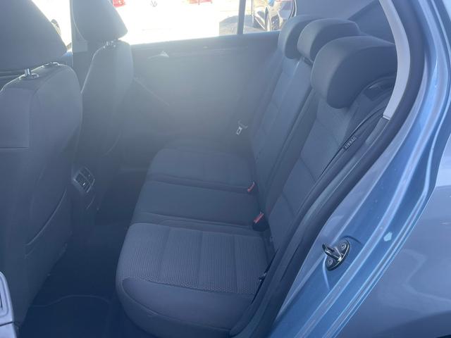 TSIトレンドラインブルーモーションテクノロジー 2012yモデル 純正ナビ(フルセグ/DVD/CD/Bluetooth) バックカメラ ETC ドアバイザー 15AW Fフォグライト(15枚目)