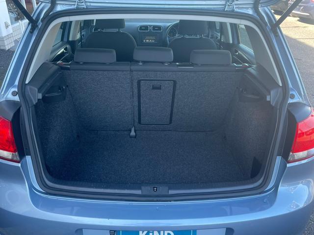 TSIトレンドラインブルーモーションテクノロジー 2012yモデル 純正ナビ(フルセグ/DVD/CD/Bluetooth) バックカメラ ETC ドアバイザー 15AW Fフォグライト(17枚目)